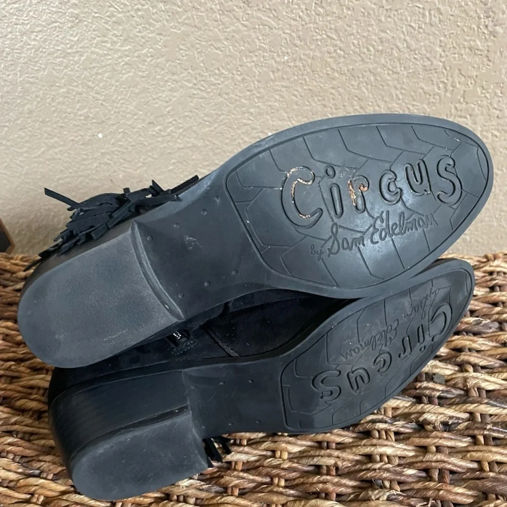 Sam Edelman circus black fringe booties Sz  8 1/2 or 8.5 women zip closure